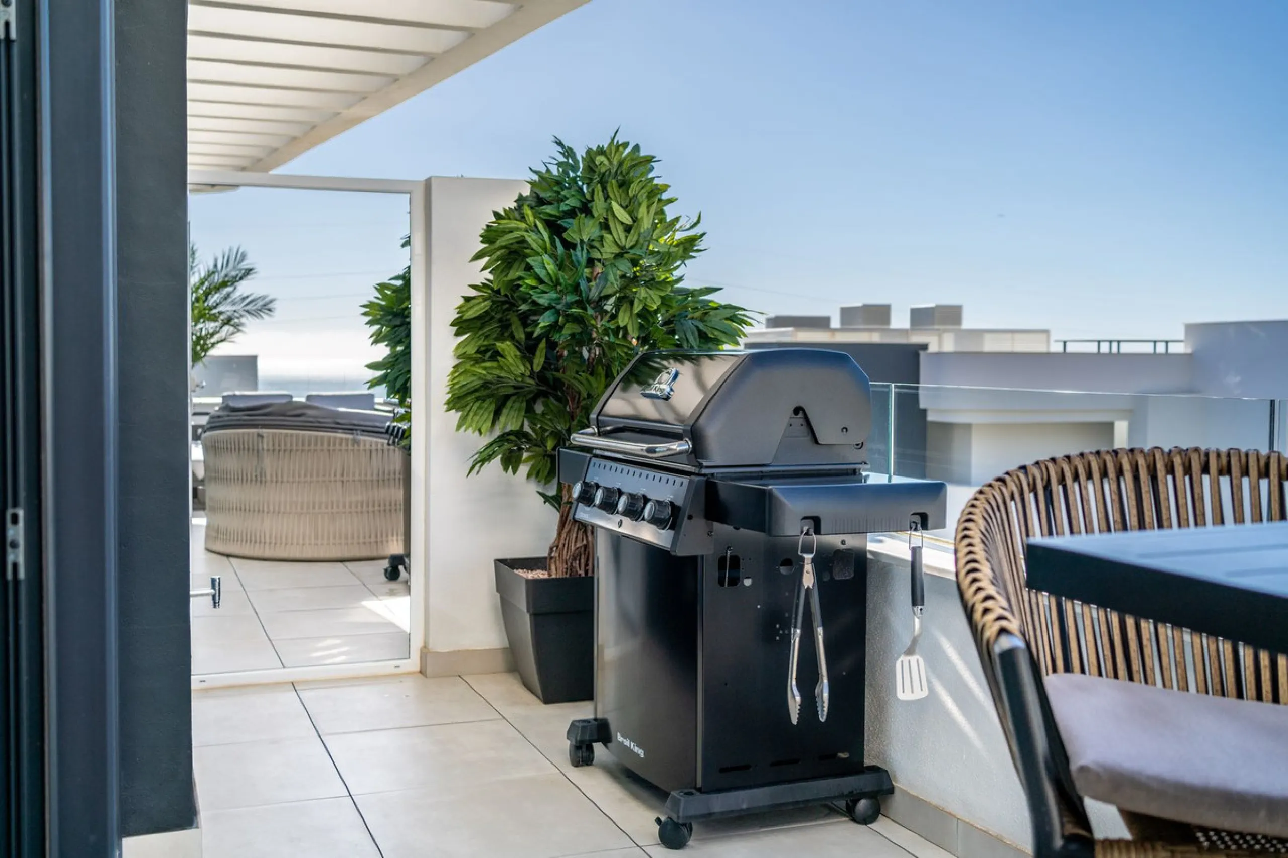 ¡RARE OPORTUNITY! Stunning Top-Floor Twin Apartments in Higuerón West.