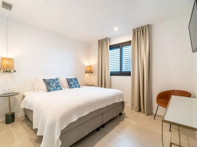 ¡RARE OPORTUNITY! Stunning Top-Floor Twin Apartments in Higuerón West.