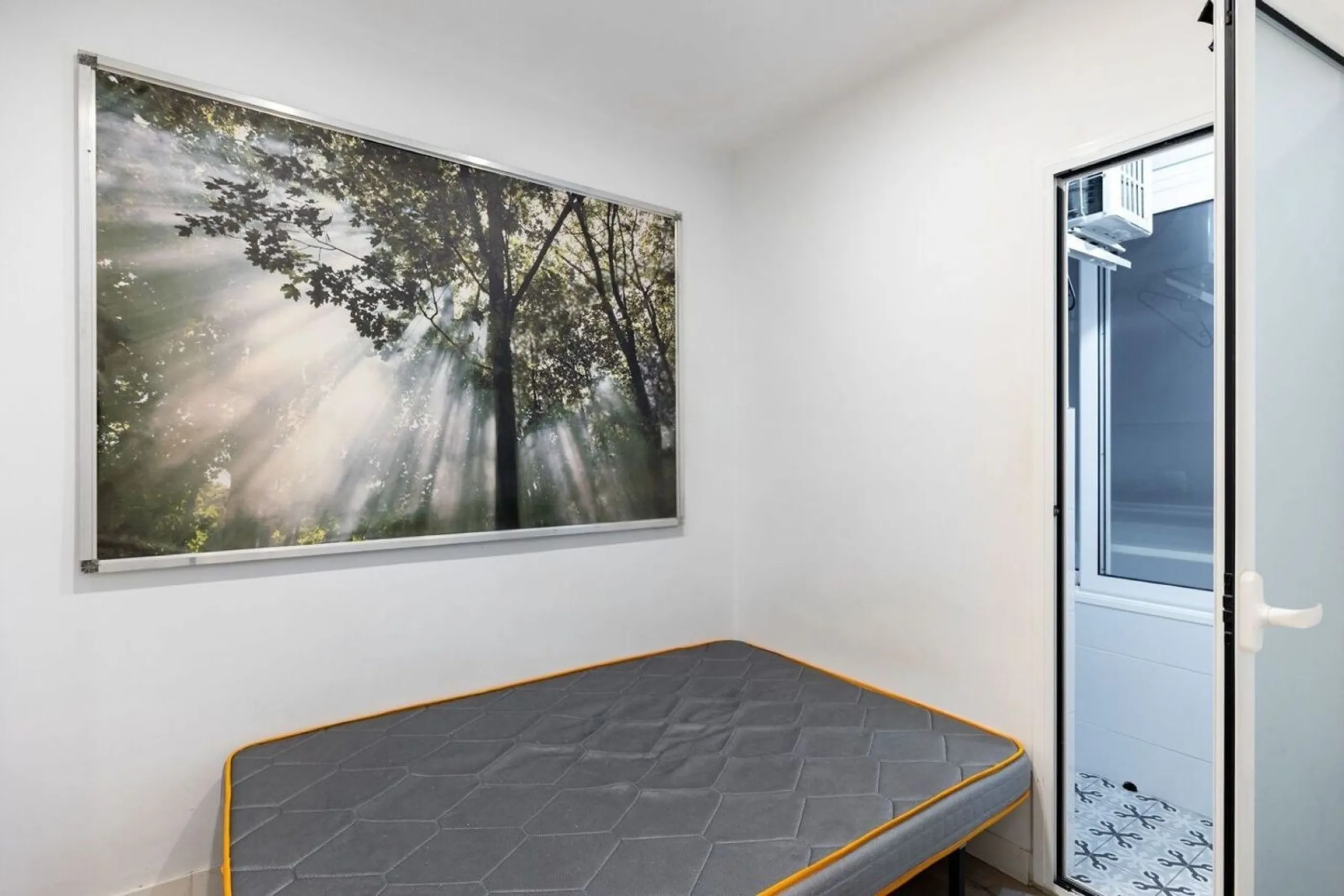 Renovated Apartment Near the Sagrada Família in Barcelona