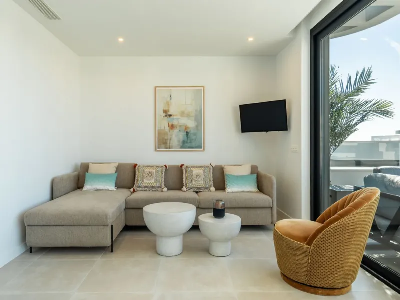 ¡RARE OPORTUNITY! Stunning Top-Floor Twin Apartments in Higuerón West.