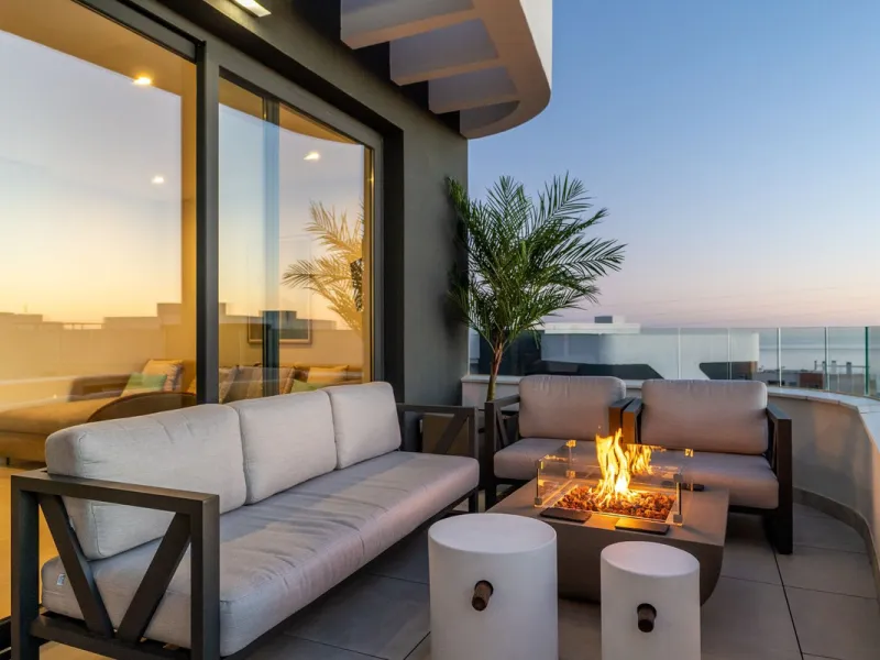 ¡RARE OPORTUNITY! Stunning Top-Floor Twin Apartments in Higuerón West.