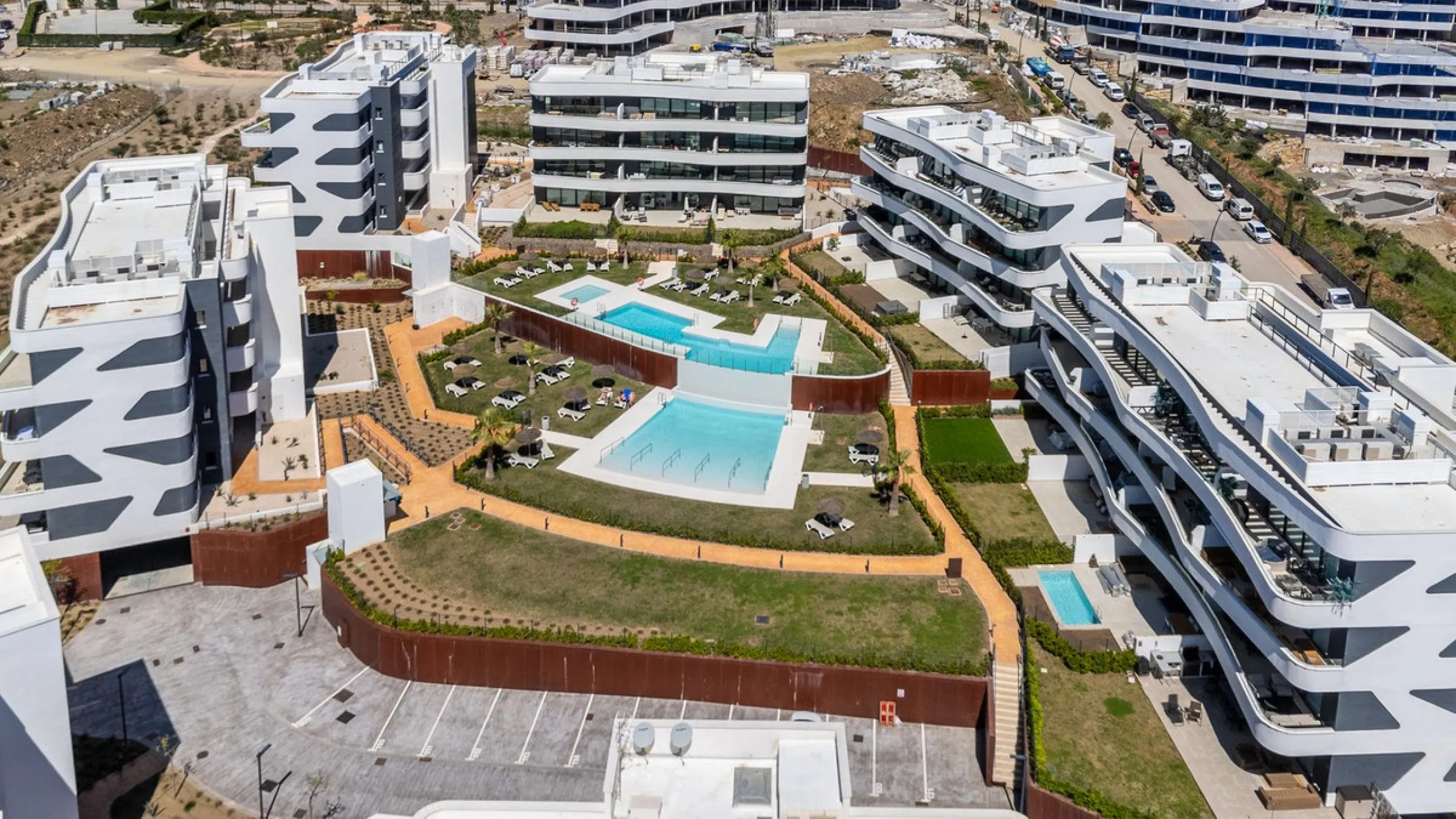 ¡RARE OPORTUNITY! Stunning Top-Floor Twin Apartments in Higuerón West.
