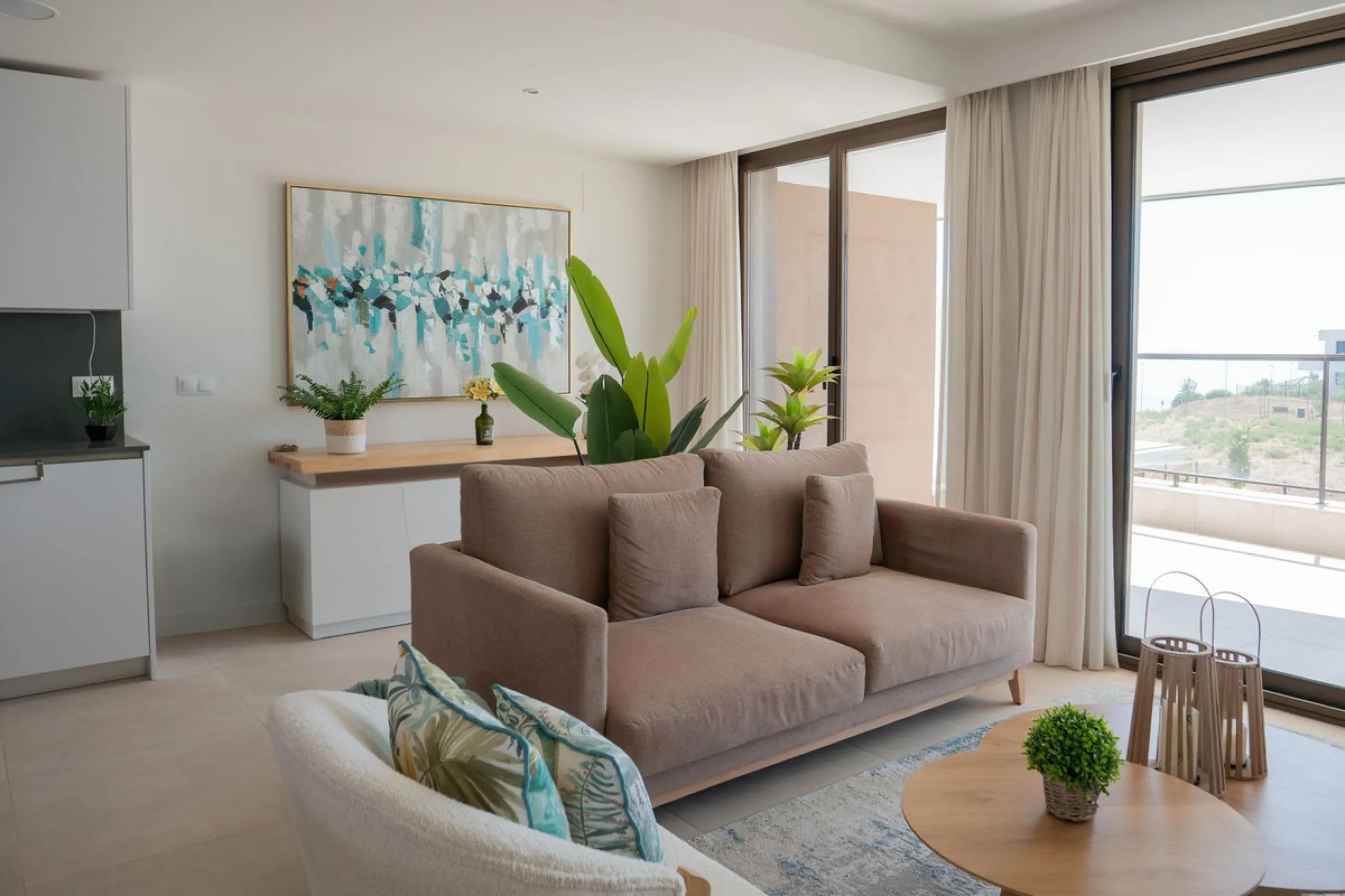 Apartment - Middle Floor Apartment в продаже в Casares, Málaga. В доме 2 спален и 2 ванных комнат. Площадь дома 100 м²