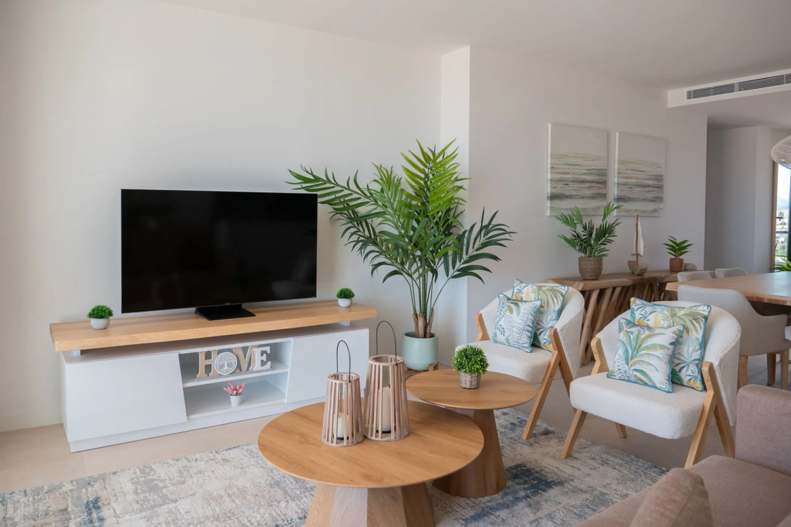 Apartment - Middle Floor Apartment в продаже в Casares, Málaga. В доме 2 спален и 2 ванных комнат. Площадь дома 100 м²