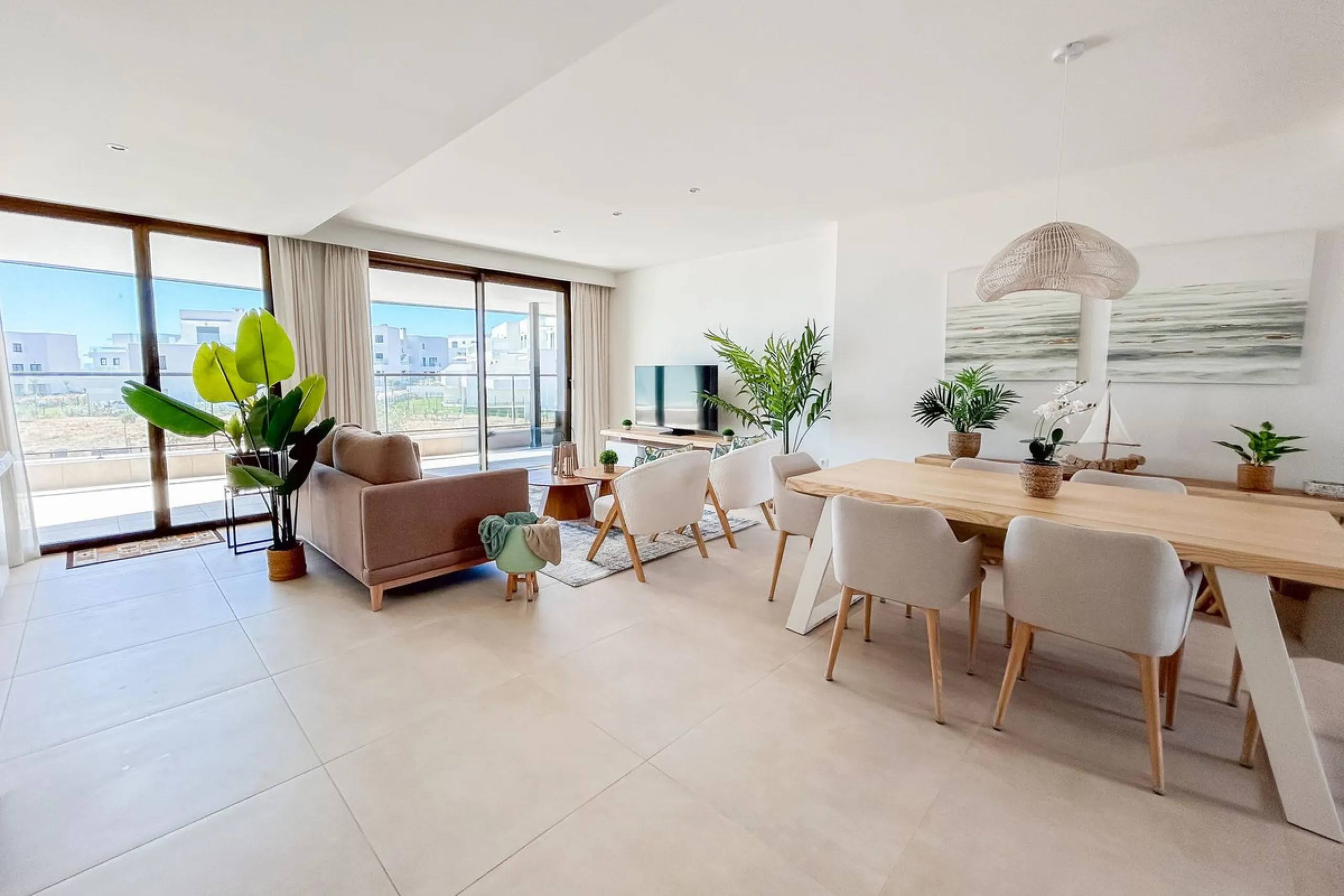 Apartment - Middle Floor Apartment в продаже в Casares, Málaga. В доме 2 спален и 2 ванных комнат. Площадь дома 100 м²