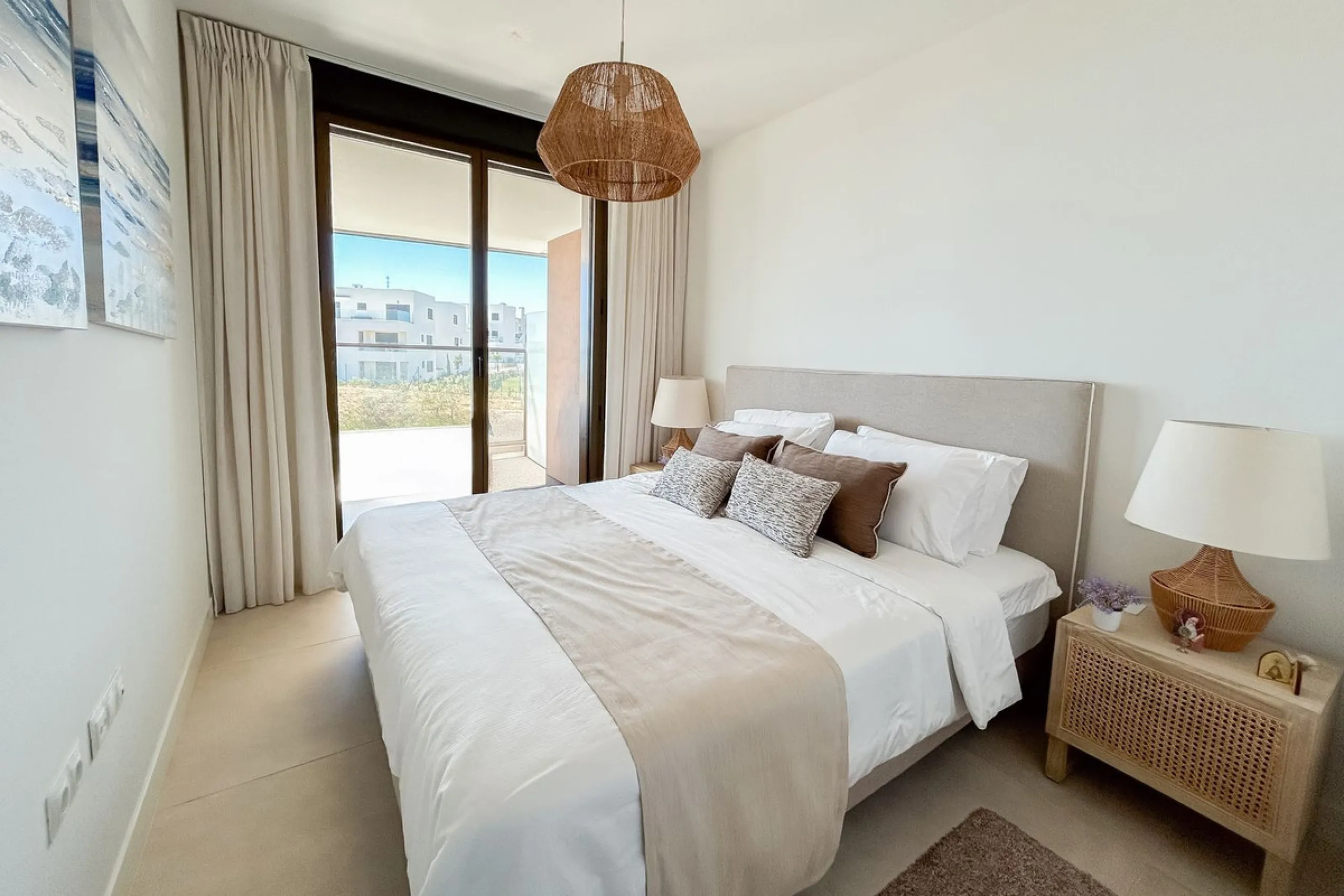 Apartment - Middle Floor Apartment в продаже в Casares, Málaga. В доме 2 спален и 2 ванных комнат. Площадь дома 100 м²