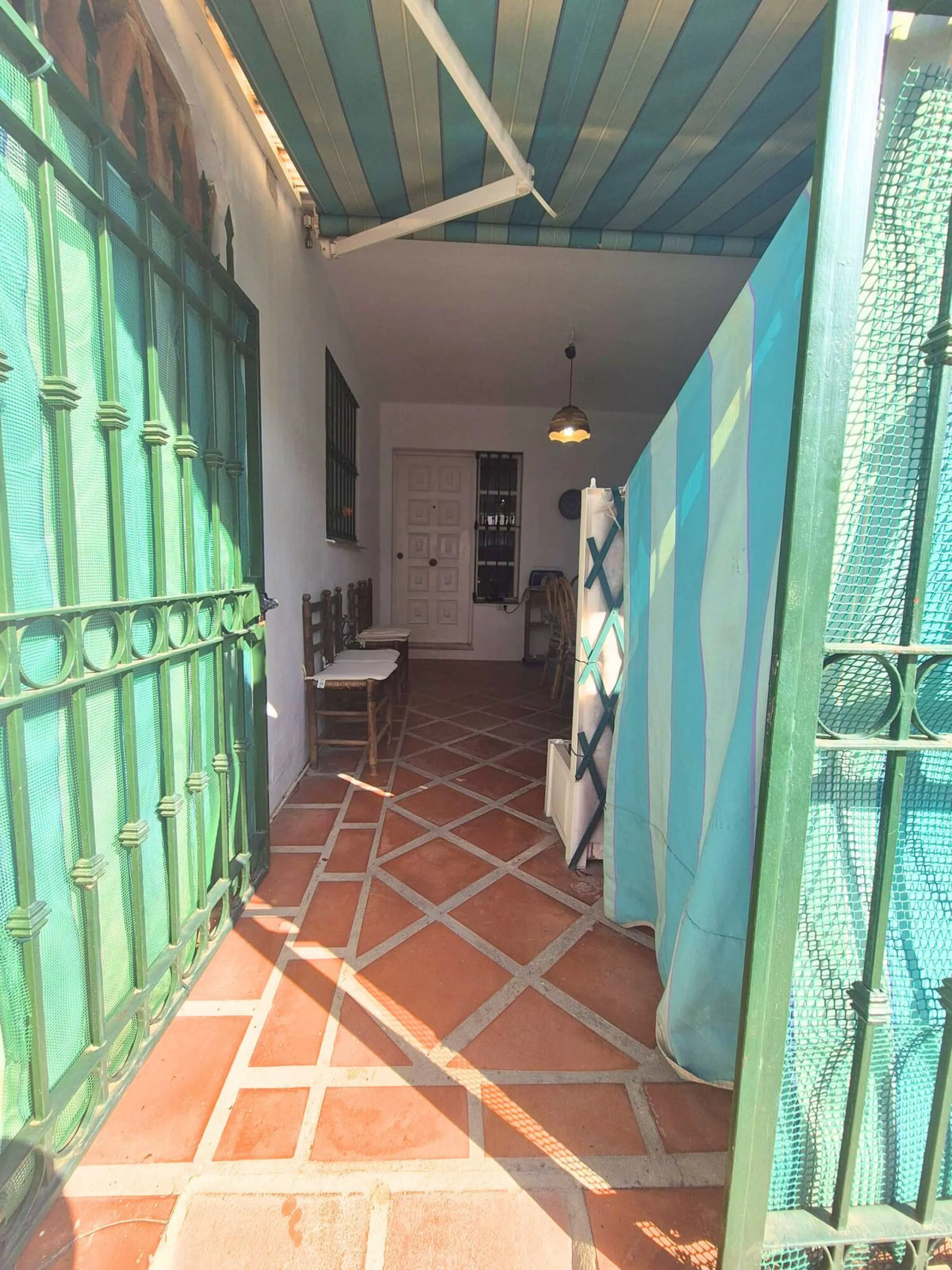 Your Dream Space with Potential in Los Boliches