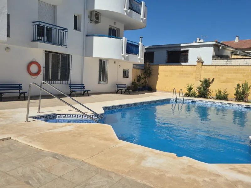 Your Dream Space with Potential in Los Boliches