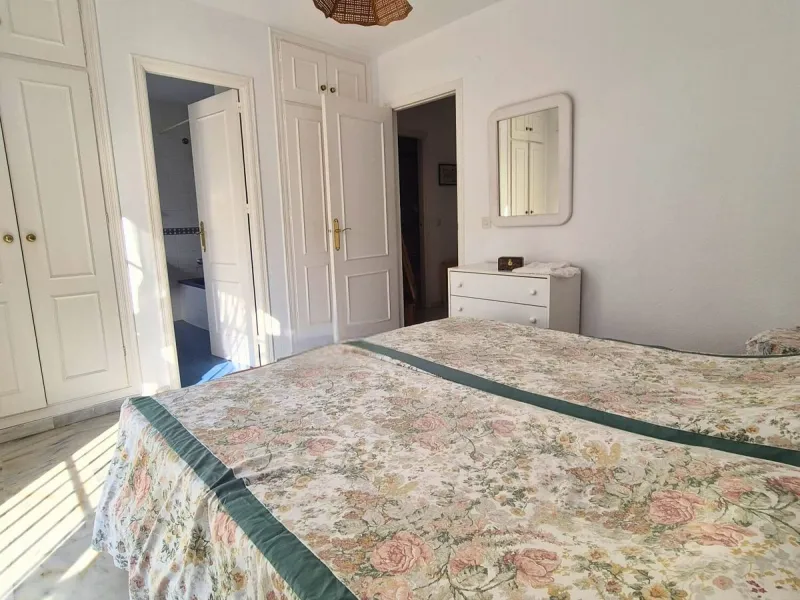 Your Dream Space with Potential in Los Boliches
