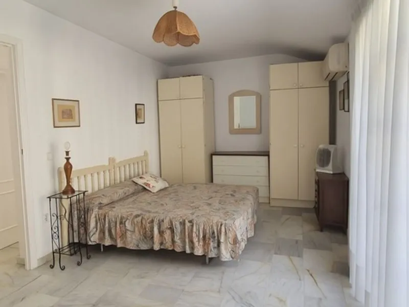 Your Dream Space with Potential in Los Boliches
