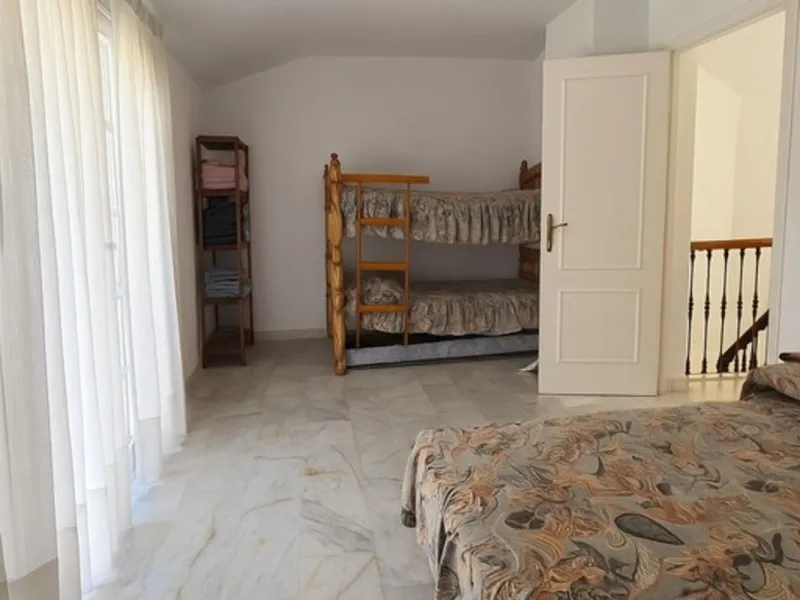 Your Dream Space with Potential in Los Boliches