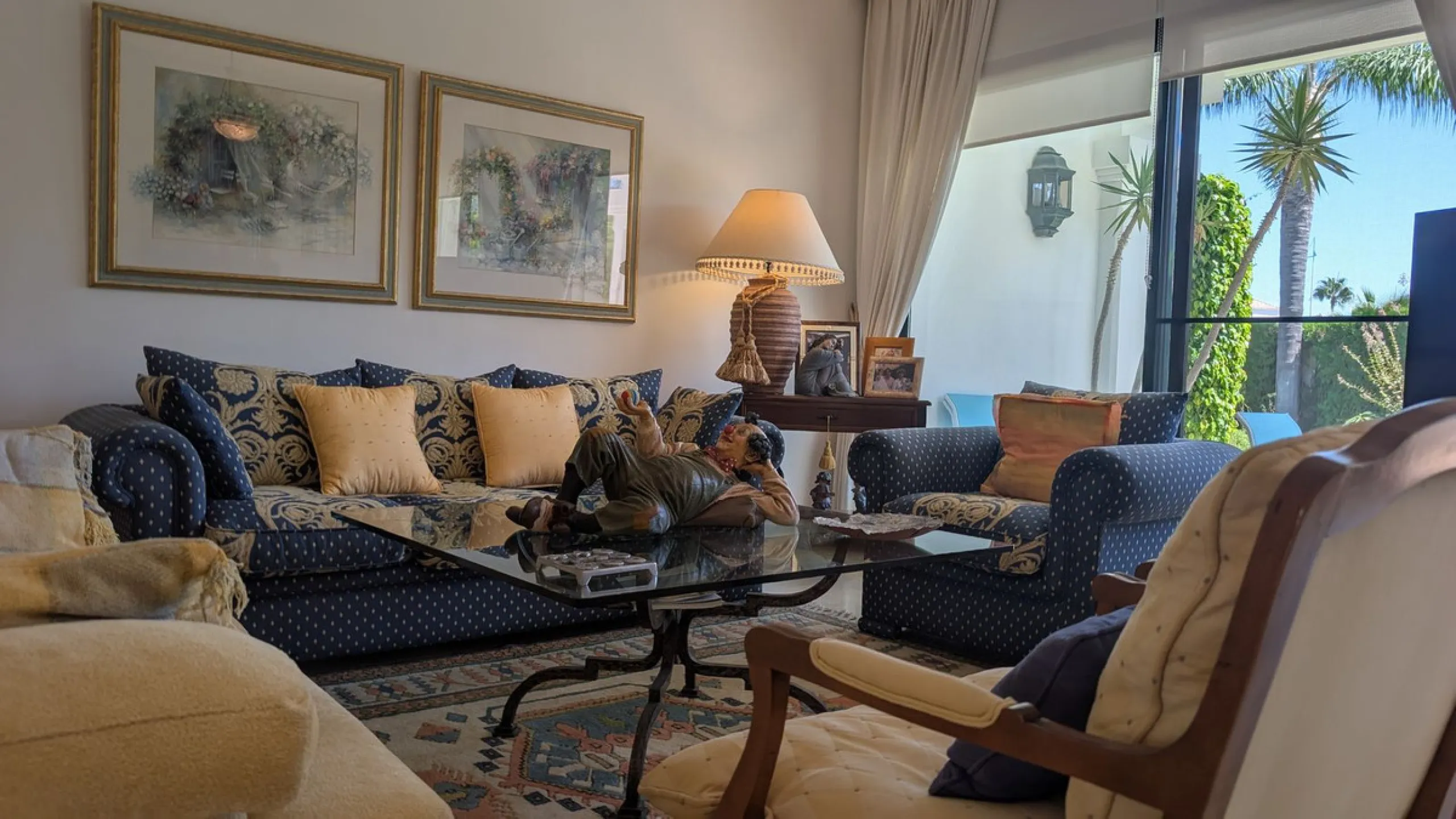 House - Semi-Detached House в продаже в Marbella, Málaga. В доме 4 спален и 5 ванных комнат. Площадь дома 420 м². Площадь участка 395 м²