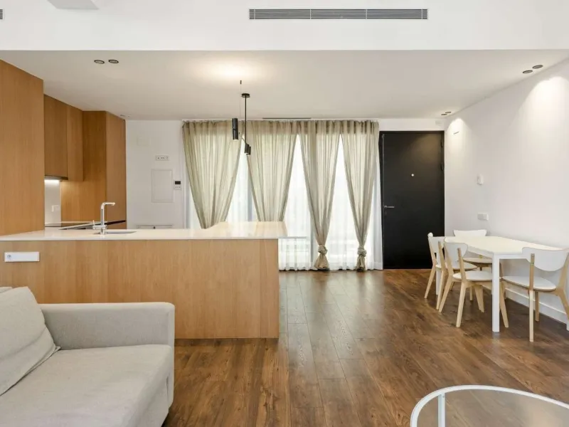Industrial Loft with Private Rooftop Terrace in Poblenou, Barcelona