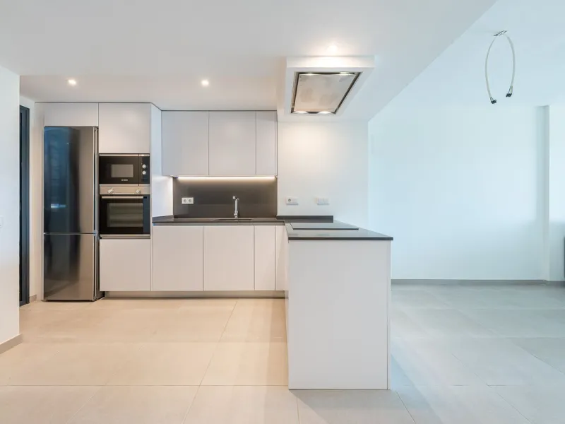 Modern newly build 2-bedroom apartment with golf & mountain Views