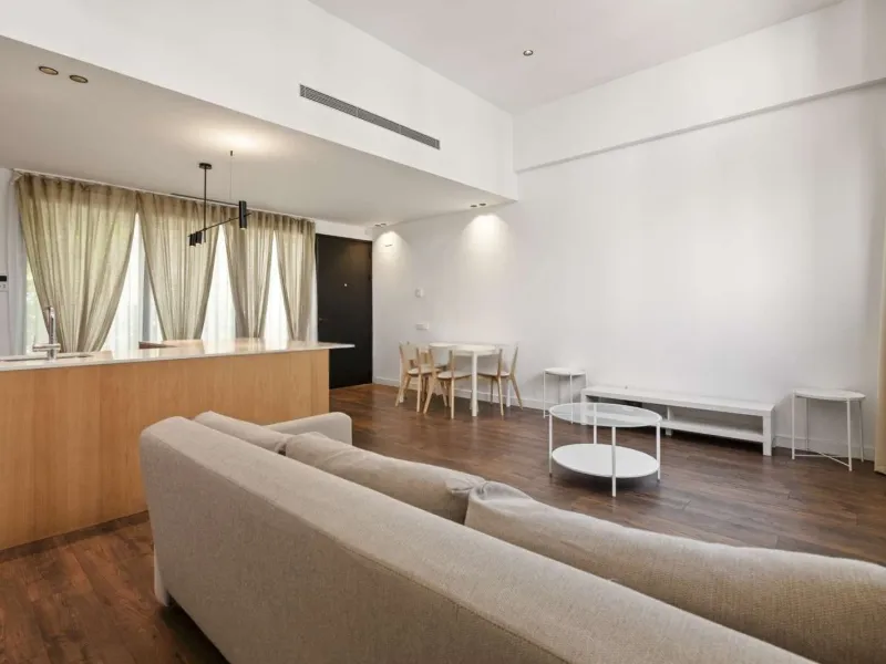 Industrial Loft with Private Rooftop Terrace in Poblenou, Barcelona