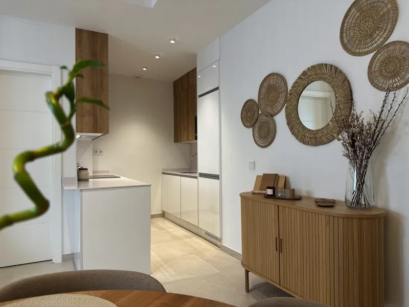 Brand New Fully Furnished 2-Bedroom Apartment in Puerto de Estepona – Just One Minute from the Beach!