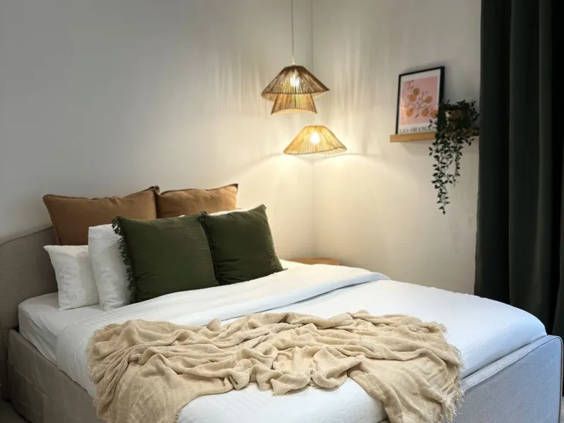 Brand New Fully Furnished 2-Bedroom Apartment in Puerto de Estepona – Just One Minute from the Beach!