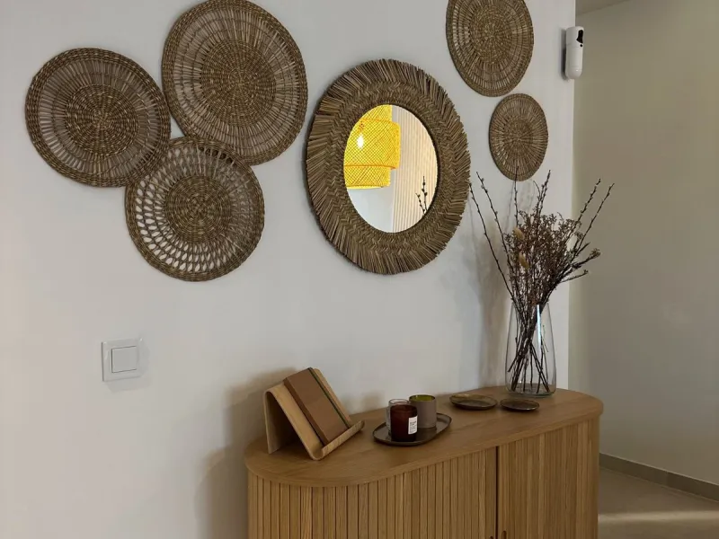 Brand New Fully Furnished 2-Bedroom Apartment in Puerto de Estepona – Just One Minute from the Beach!