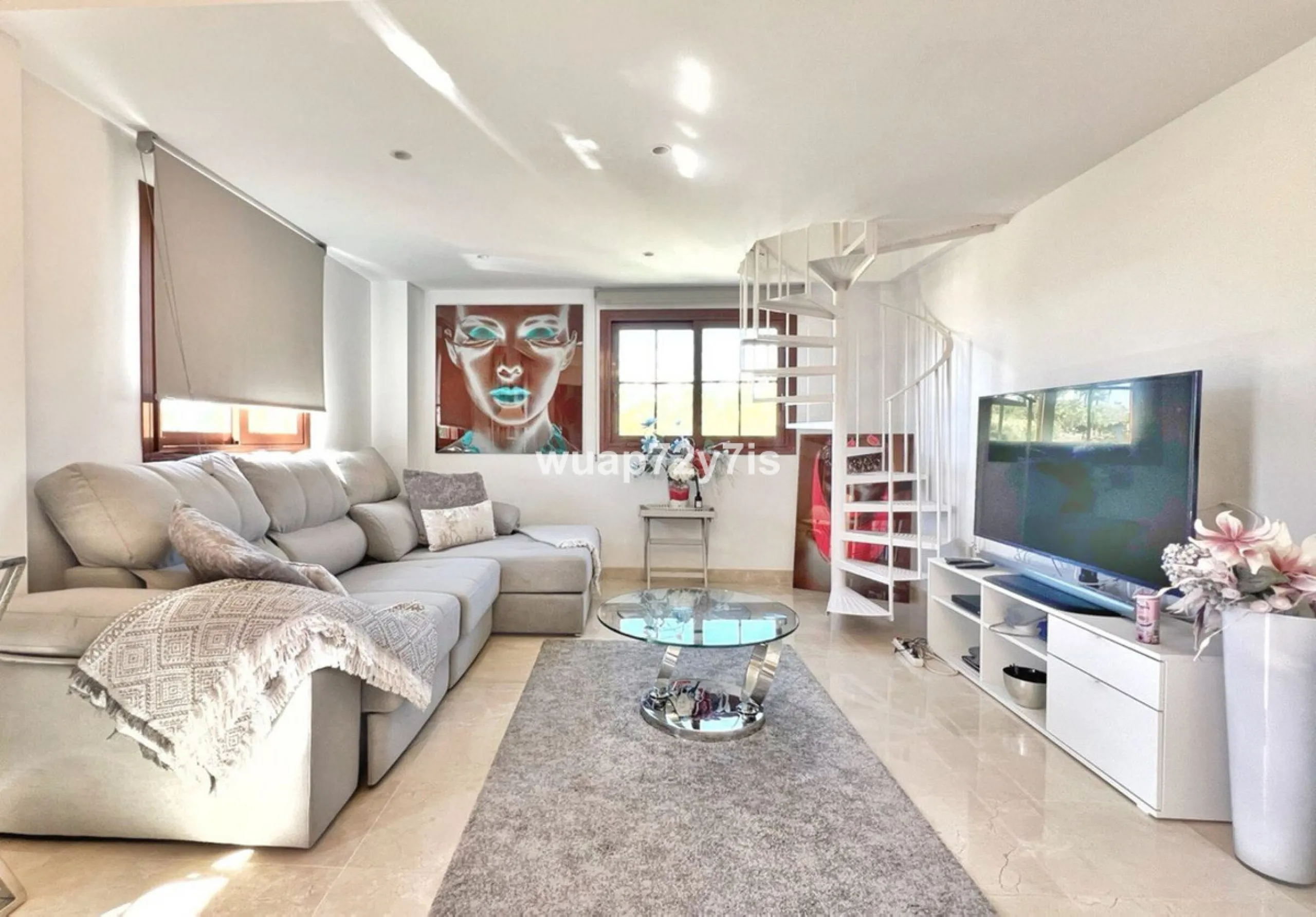 Apartment - Penthouse в продаже в Benahavís, Málaga. В доме 2 спален и 2 ванных комнат. Площадь дома 135 м²