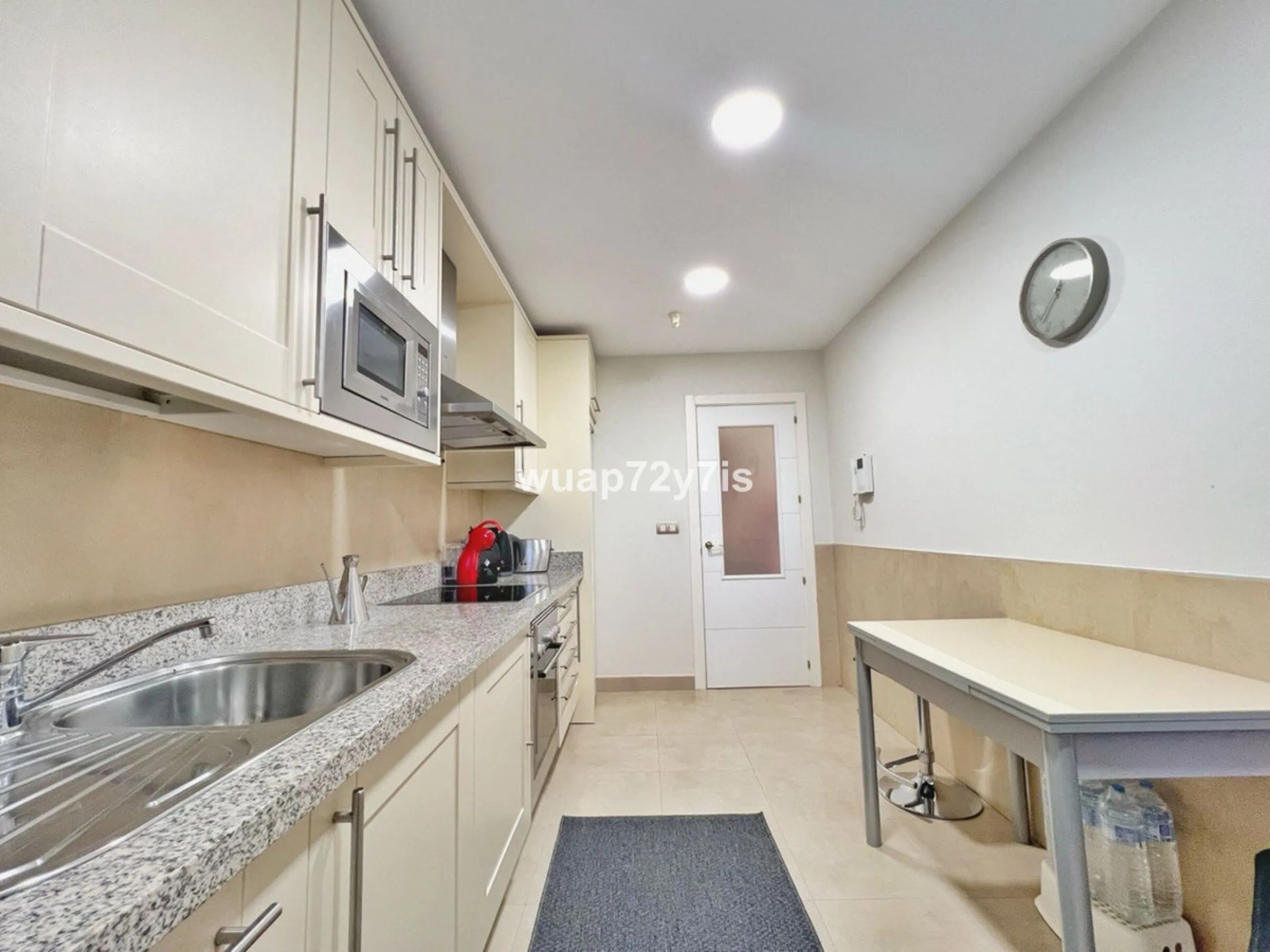 Apartment - Penthouse в продаже в Benahavís, Málaga. В доме 2 спален и 2 ванных комнат. Площадь дома 135 м²
