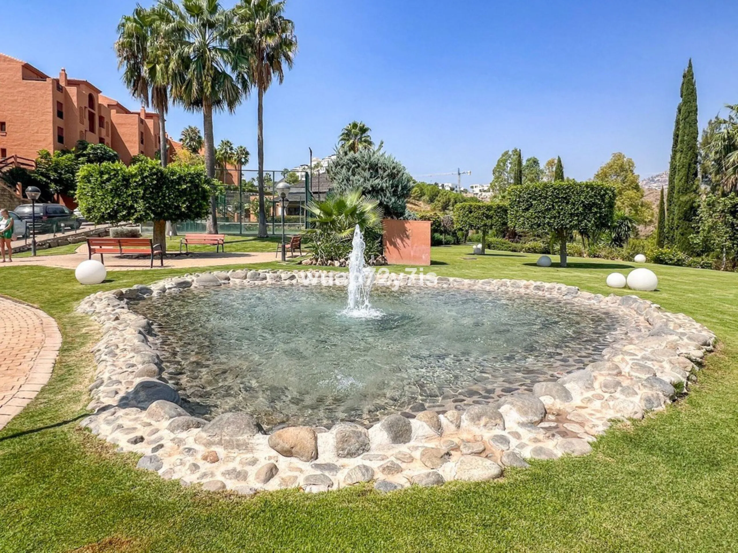 Apartment - Penthouse в продаже в Benahavís, Málaga. В доме 2 спален и 2 ванных комнат. Площадь дома 135 м²