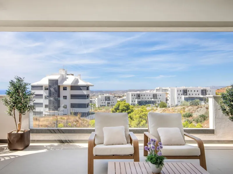 Private residence in Aura Higuerón — space, exclusivity and real quality