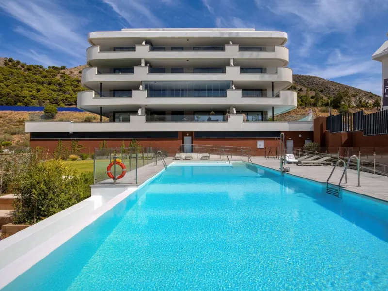 Private residence in Aura Higuerón — space, exclusivity and real quality