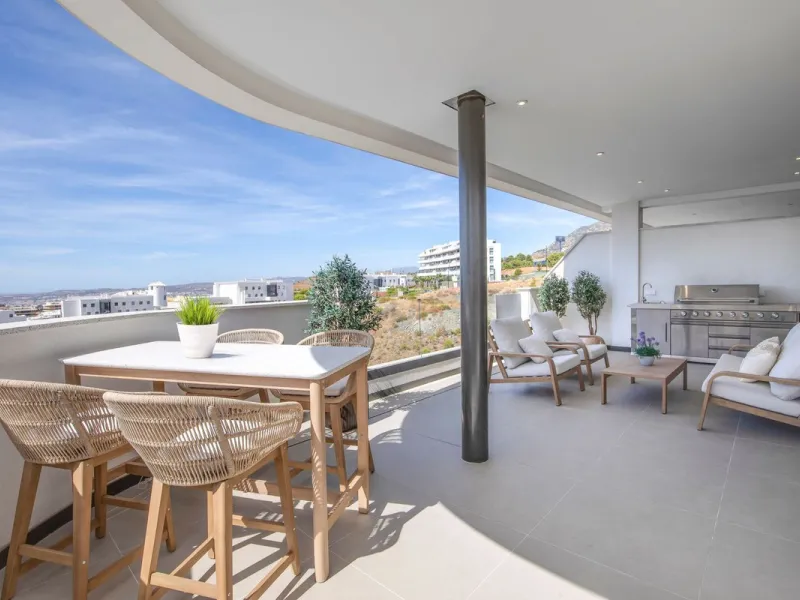 Private residence in Aura Higuerón — space, exclusivity and real quality