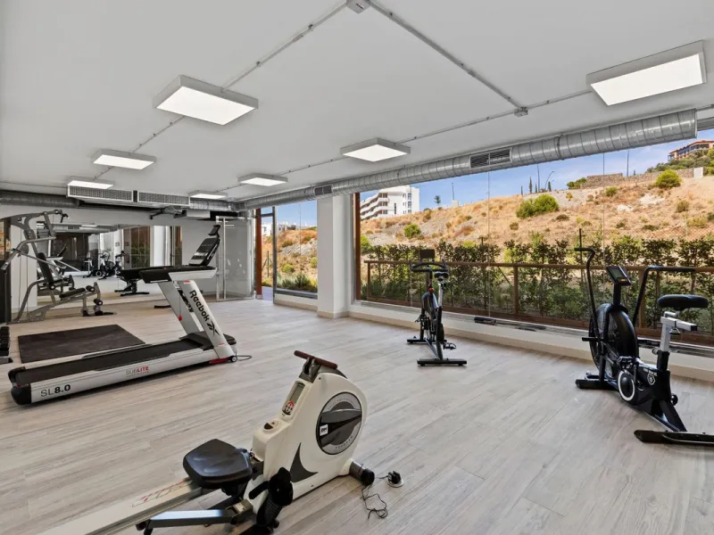 Private residence in Aura Higuerón — space, exclusivity and real quality