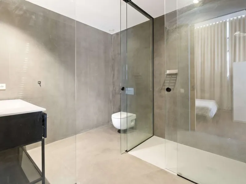 Industrial Loft with Private Rooftop Terrace in Poblenou, Barcelona