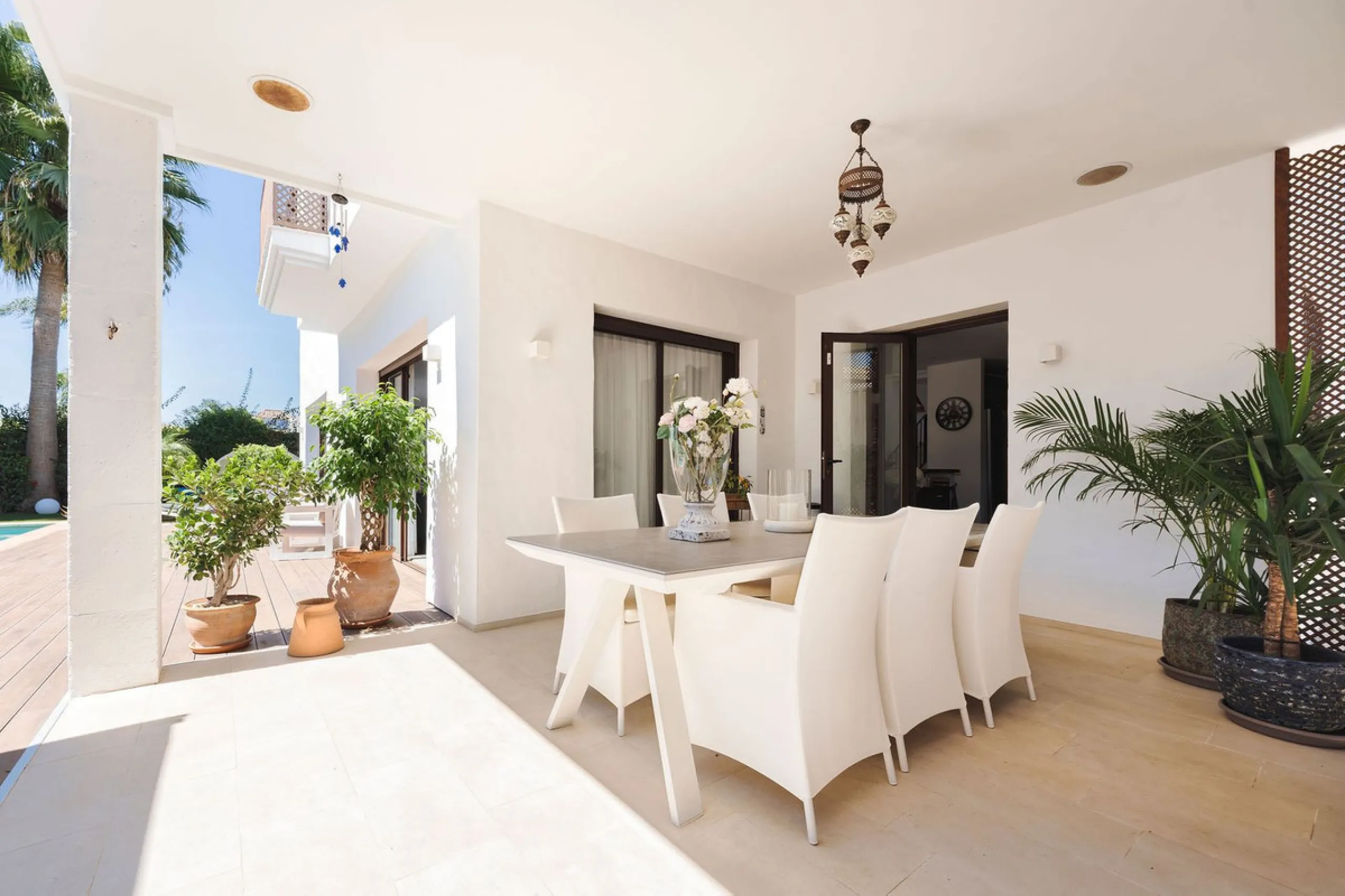 Welcome to this charming beachside villa with private pool in San Pedro!