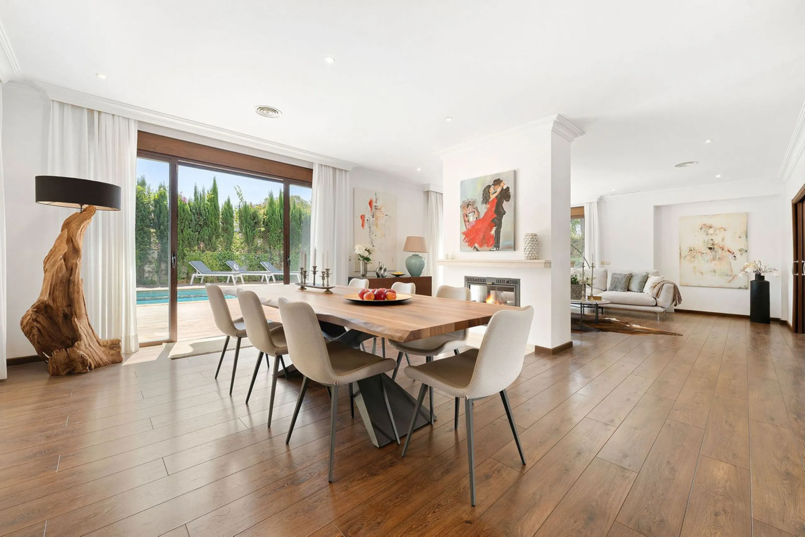 Welcome to this charming beachside villa with private pool in San Pedro!