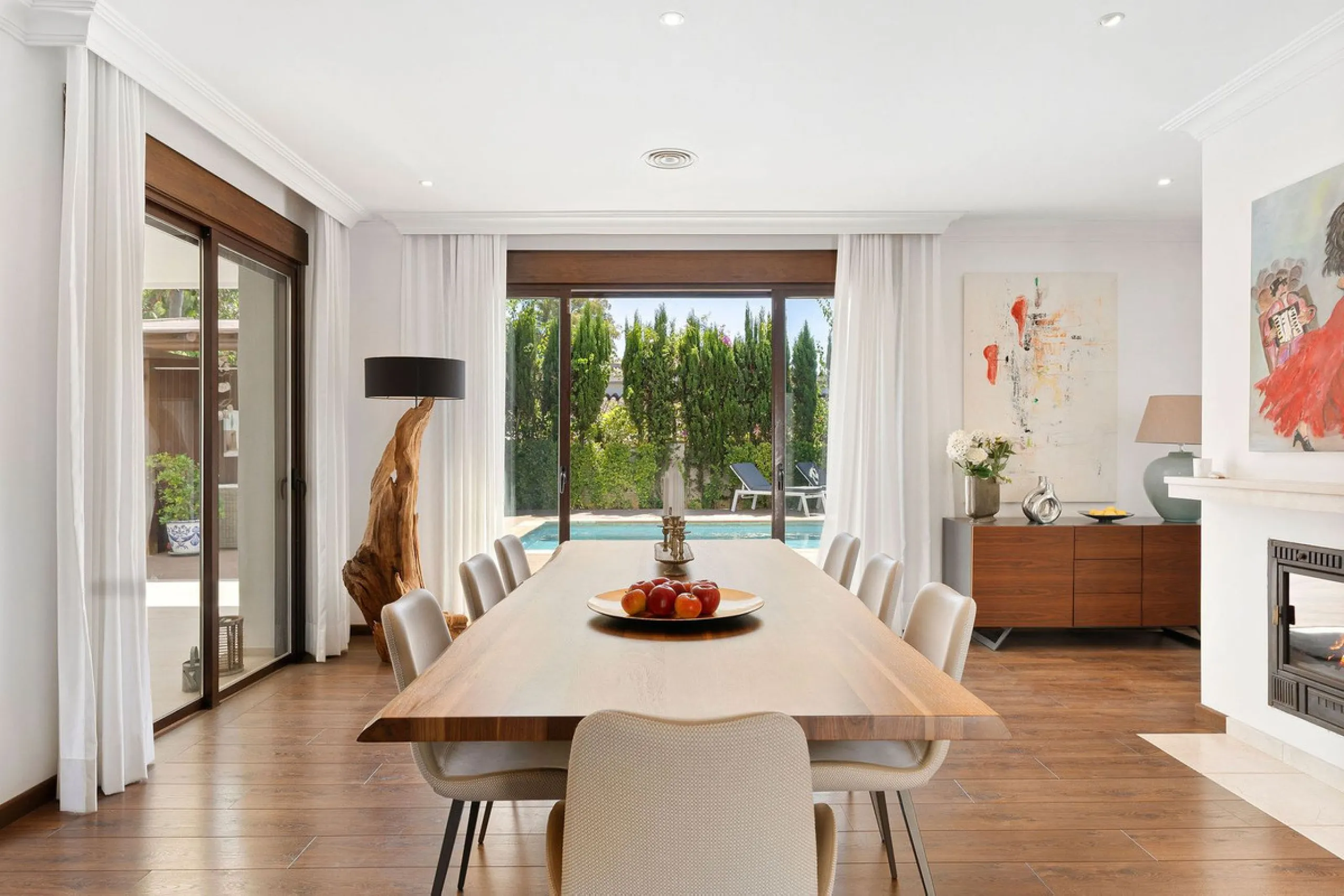 Welcome to this charming beachside villa with private pool in San Pedro!