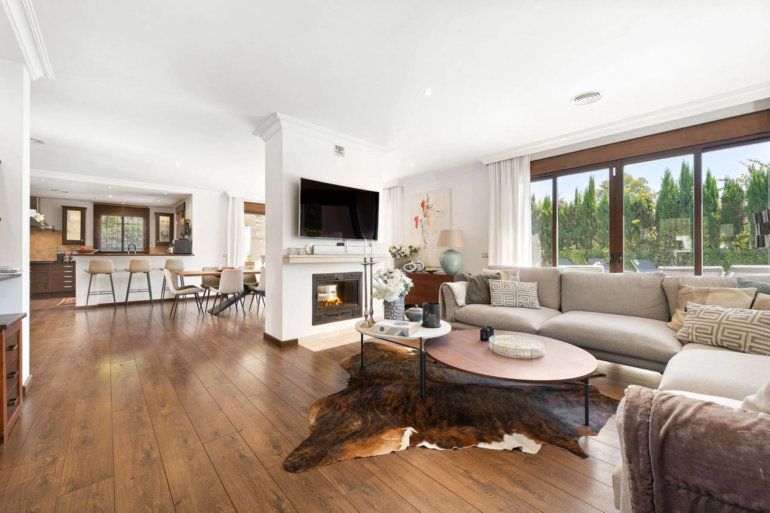 Welcome to this charming beachside villa with private pool in San Pedro!