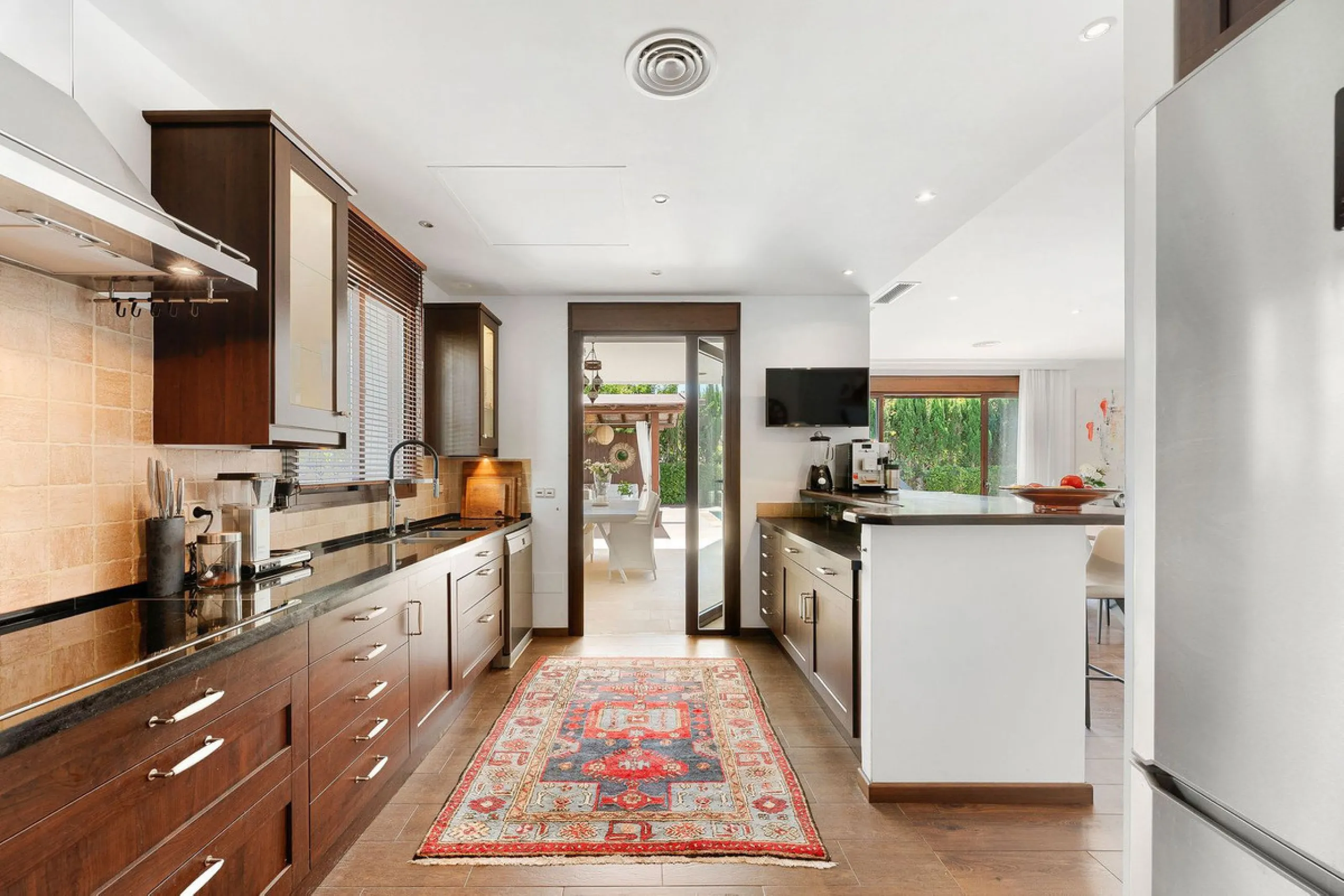 Welcome to this charming beachside villa with private pool in San Pedro!