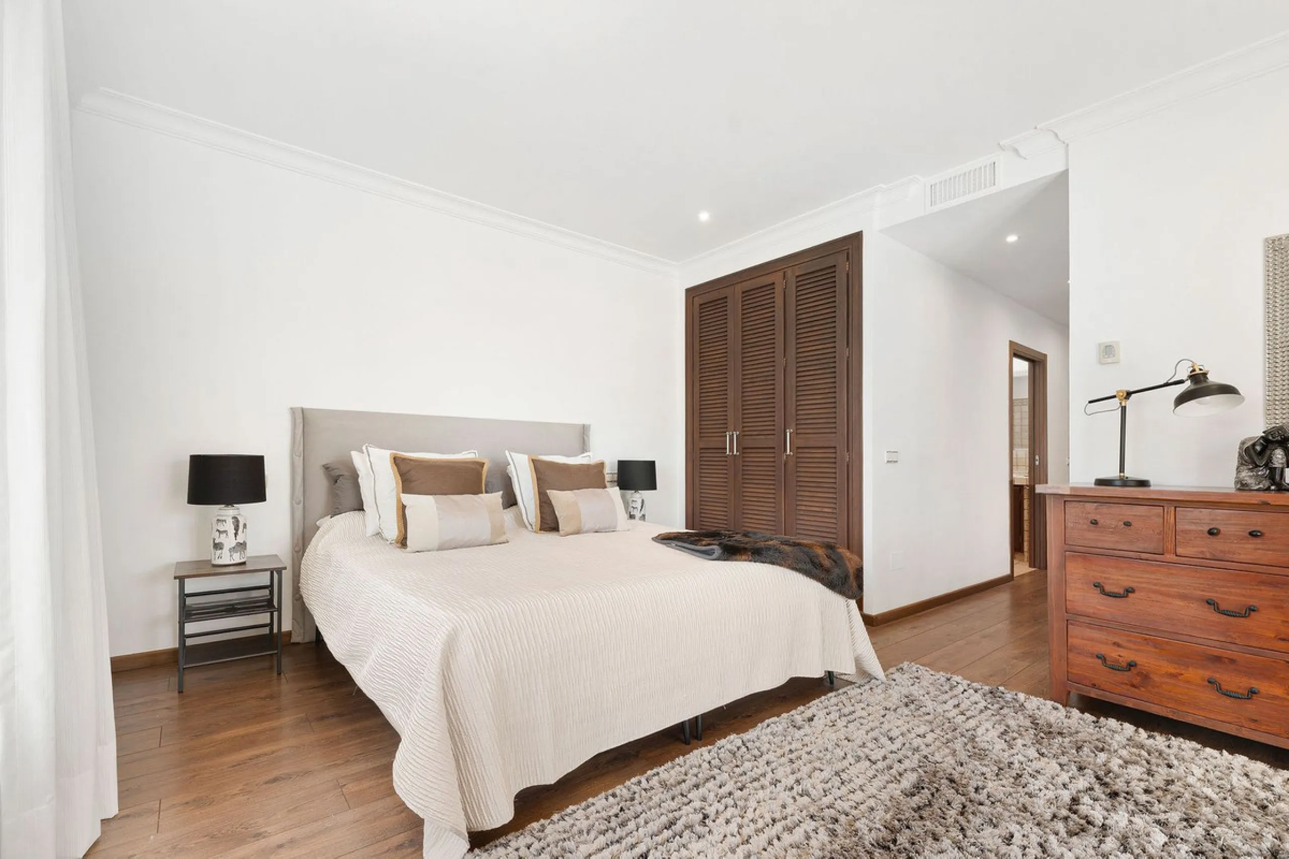 Welcome to this charming beachside villa with private pool in San Pedro!