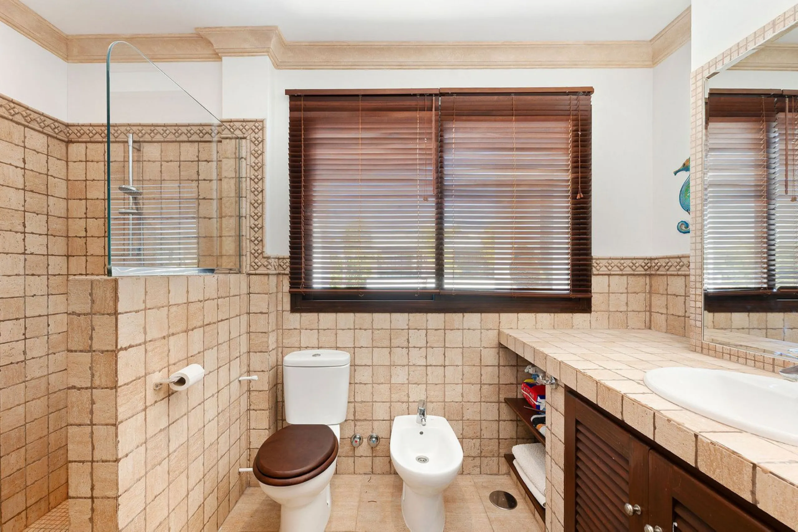 Welcome to this charming beachside villa with private pool in San Pedro!