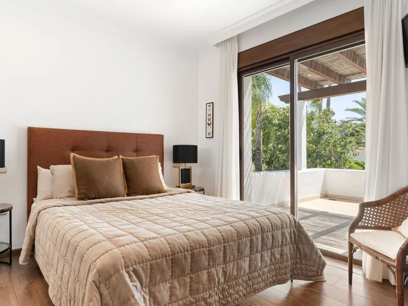 Welcome to this charming beachside villa with private pool in San Pedro!