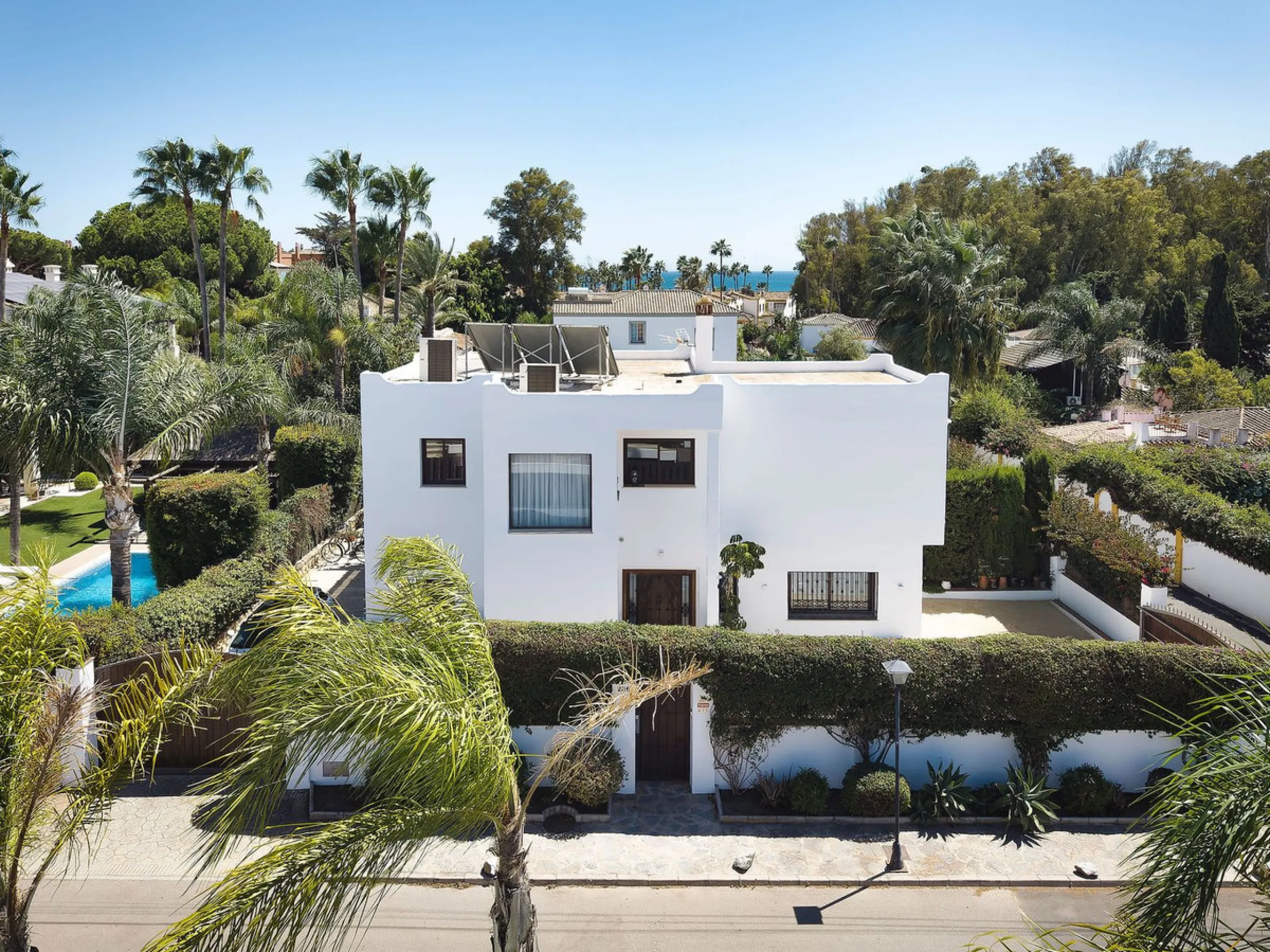 Welcome to this charming beachside villa with private pool in San Pedro!