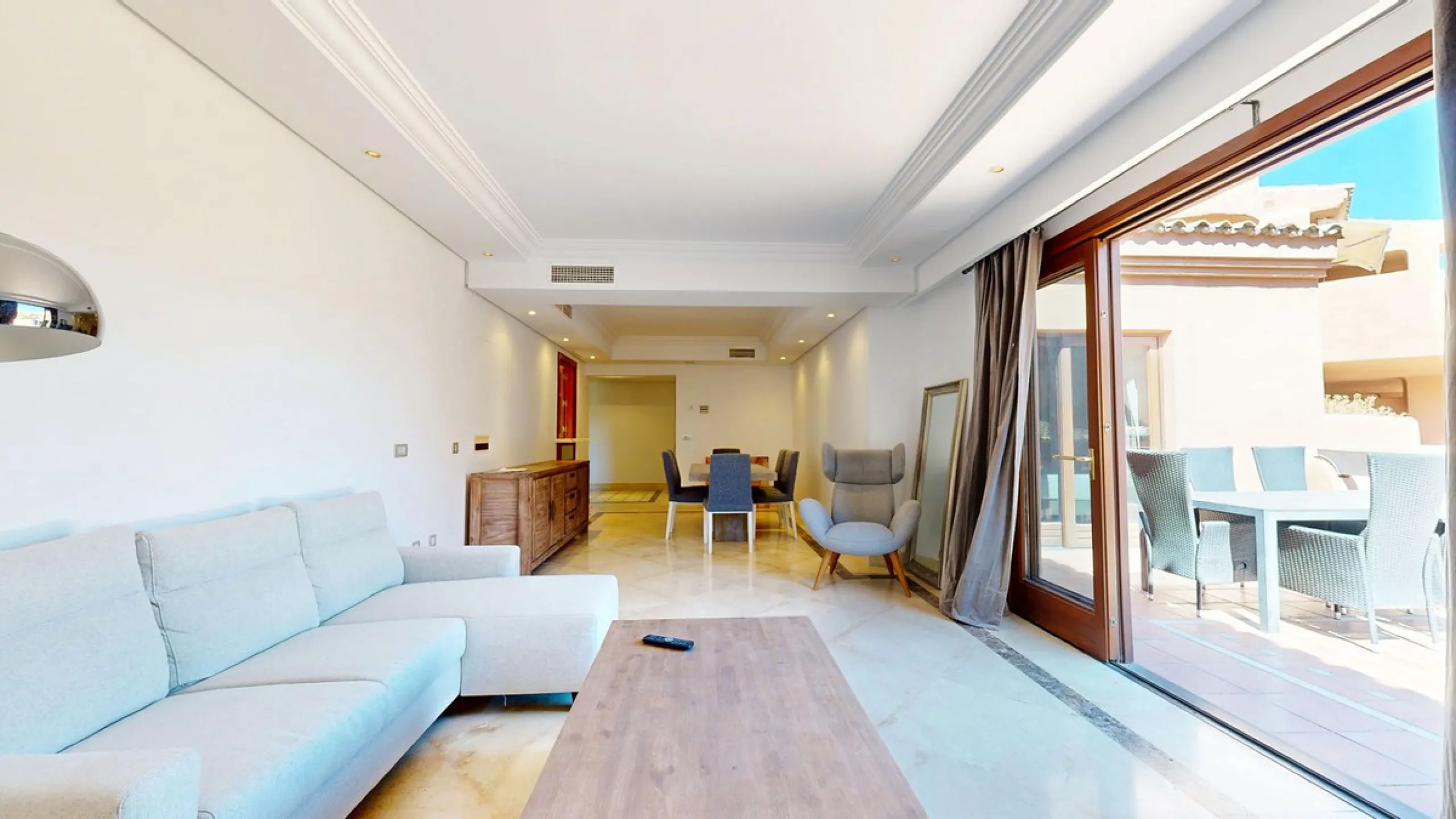 In the heart of Estepona's New Golden Mile, where the Costa del Sol shows off its most sophisticated side, lies a unique opportunity for those looking to live or invest on the seafront. The Mar Azul development, renowned as one of the most coveted in the 