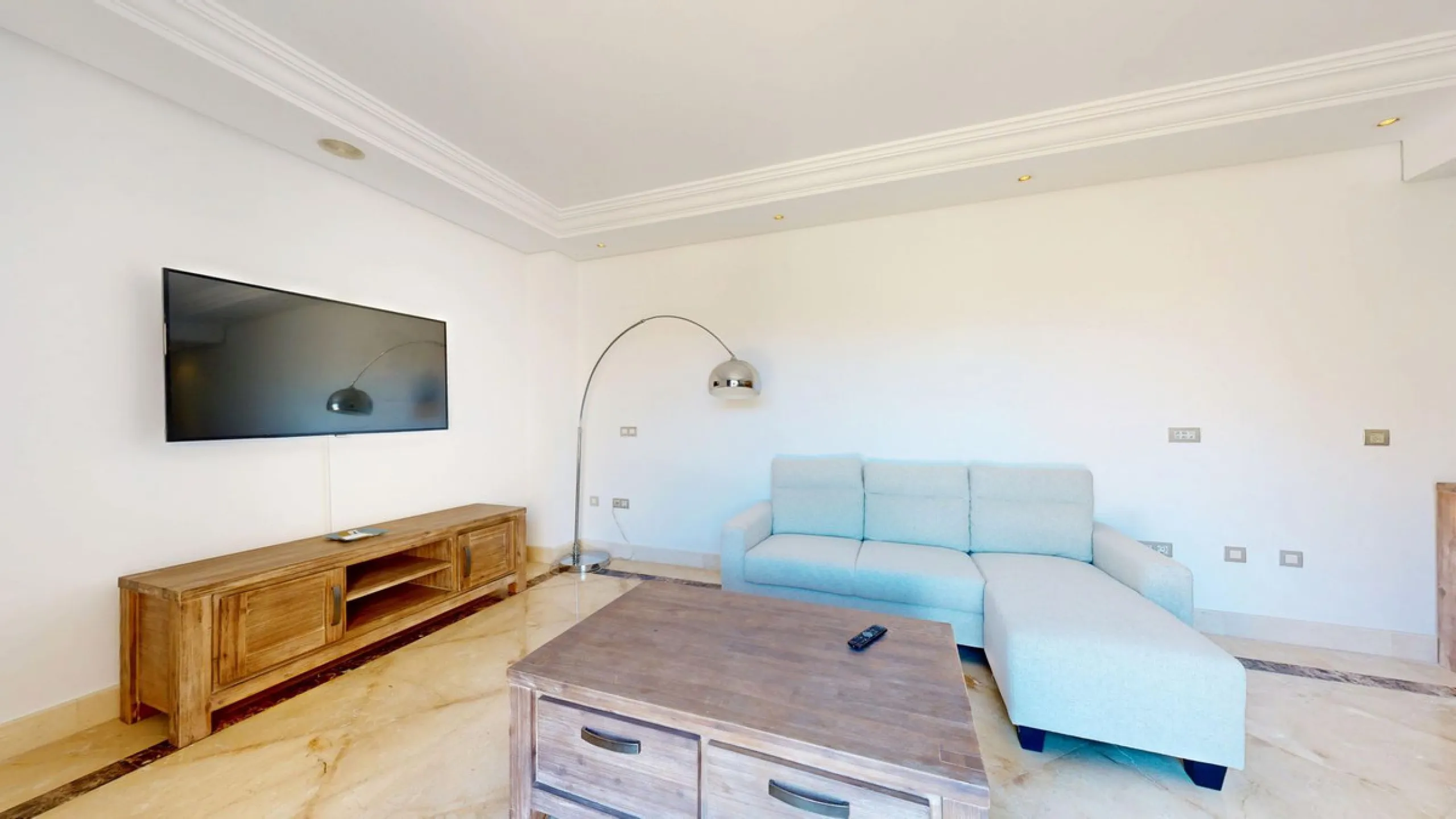 In the heart of Estepona's New Golden Mile, where the Costa del Sol shows off its most sophisticated side, lies a unique opportunity for those looking to live or invest on the seafront. The Mar Azul development, renowned as one of the most coveted in the 
