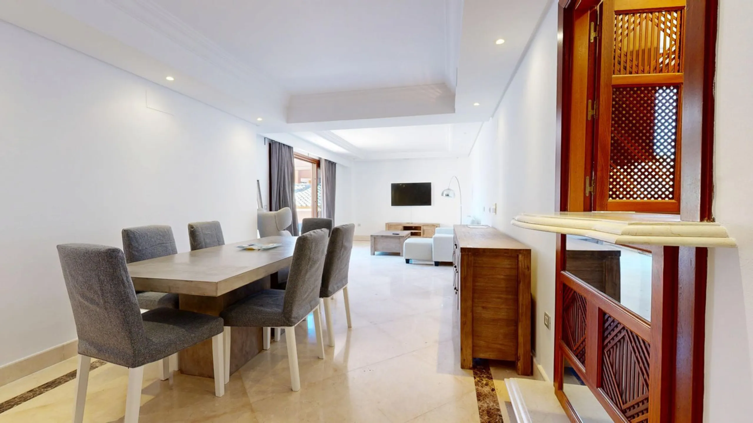 In the heart of Estepona's New Golden Mile, where the Costa del Sol shows off its most sophisticated side, lies a unique opportunity for those looking to live or invest on the seafront. The Mar Azul development, renowned as one of the most coveted in the 