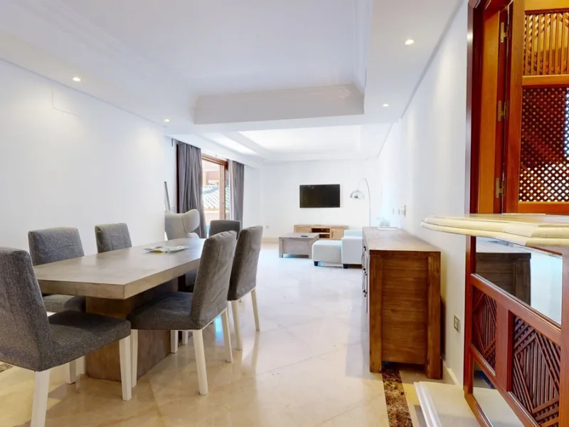 In the heart of Estepona's New Golden Mile, where the Costa del Sol shows off its most sophisticated side, lies a unique opportunity for those looking to live or invest on the seafront. The Mar Azul development, renowned as one of the most coveted in the 