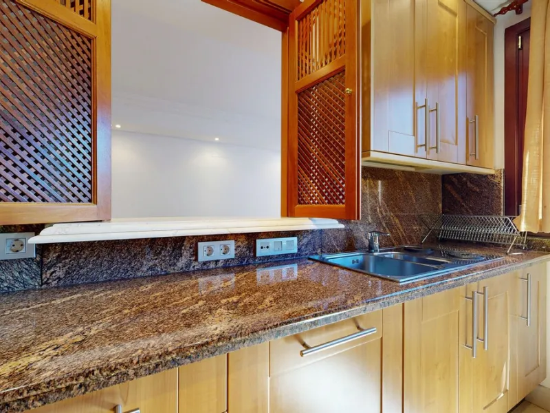 In the heart of Estepona's New Golden Mile, where the Costa del Sol shows off its most sophisticated side, lies a unique opportunity for those looking to live or invest on the seafront. The Mar Azul development, renowned as one of the most coveted in the 