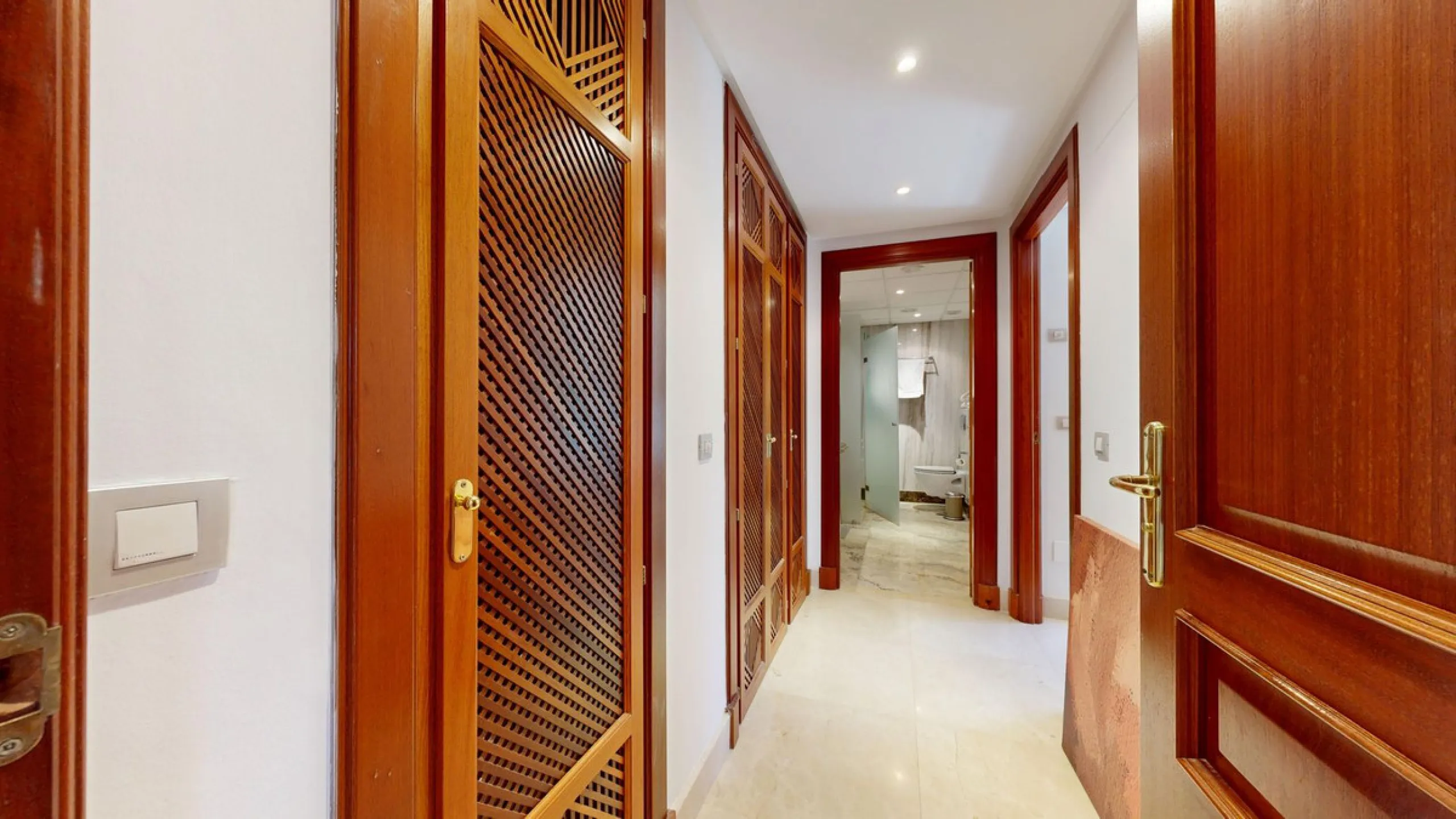 In the heart of Estepona's New Golden Mile, where the Costa del Sol shows off its most sophisticated side, lies a unique opportunity for those looking to live or invest on the seafront. The Mar Azul development, renowned as one of the most coveted in the 