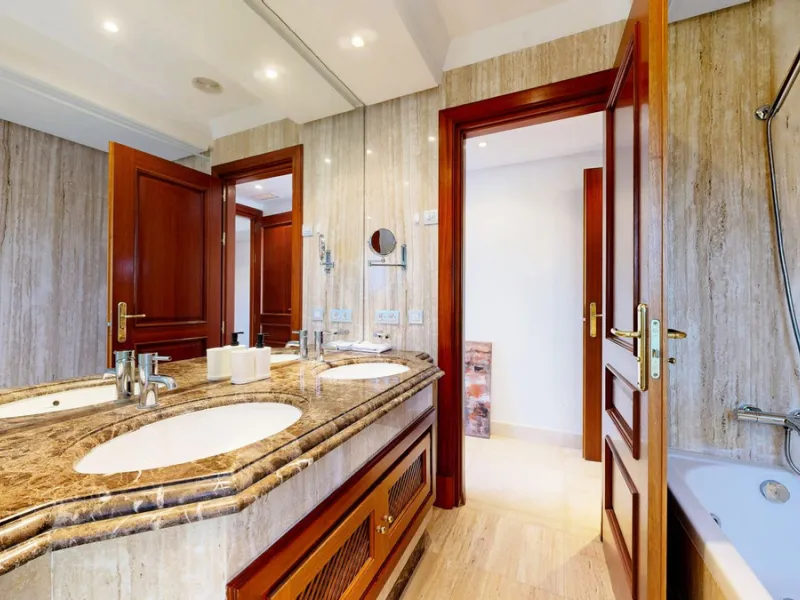 In the heart of Estepona's New Golden Mile, where the Costa del Sol shows off its most sophisticated side, lies a unique opportunity for those looking to live or invest on the seafront. The Mar Azul development, renowned as one of the most coveted in the 
