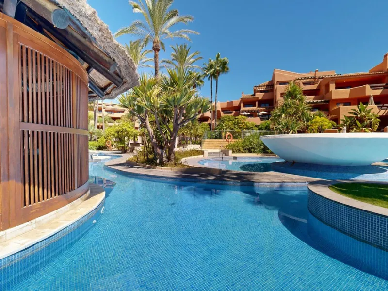 In the heart of Estepona's New Golden Mile, where the Costa del Sol shows off its most sophisticated side, lies a unique opportunity for those looking to live or invest on the seafront. The Mar Azul development, renowned as one of the most coveted in the 
