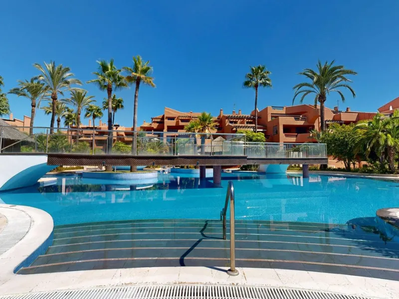In the heart of Estepona's New Golden Mile, where the Costa del Sol shows off its most sophisticated side, lies a unique opportunity for those looking to live or invest on the seafront. The Mar Azul development, renowned as one of the most coveted in the 