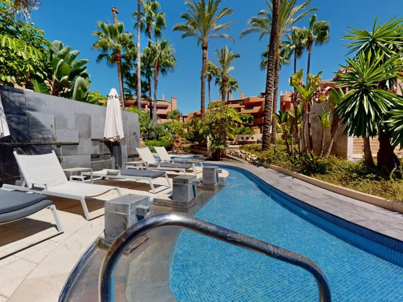 In the heart of Estepona's New Golden Mile, where the Costa del Sol shows off its most sophisticated side, lies a unique opportunity for those looking to live or invest on the seafront. The Mar Azul development, renowned as one of the most coveted in the 