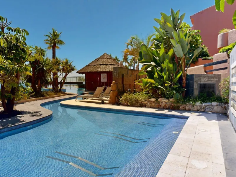 In the heart of Estepona's New Golden Mile, where the Costa del Sol shows off its most sophisticated side, lies a unique opportunity for those looking to live or invest on the seafront. The Mar Azul development, renowned as one of the most coveted in the 